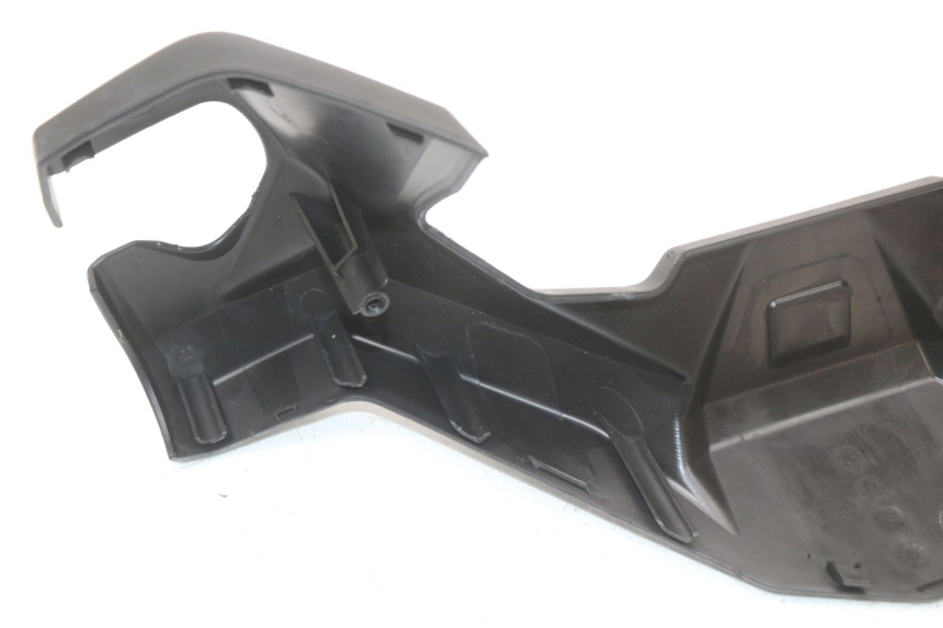 photo de LENKERVERKLEIDUNG KYMCO SUPER 8 4T 50 (2021 - 2024) - Oberflächenzustand und Material