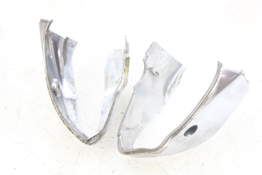 photo de LENKERABDECKUNG PIAGGIO VESPA PRIMAVERA 2T 50 (2013 - 2018) - Detailansicht des Bauteils