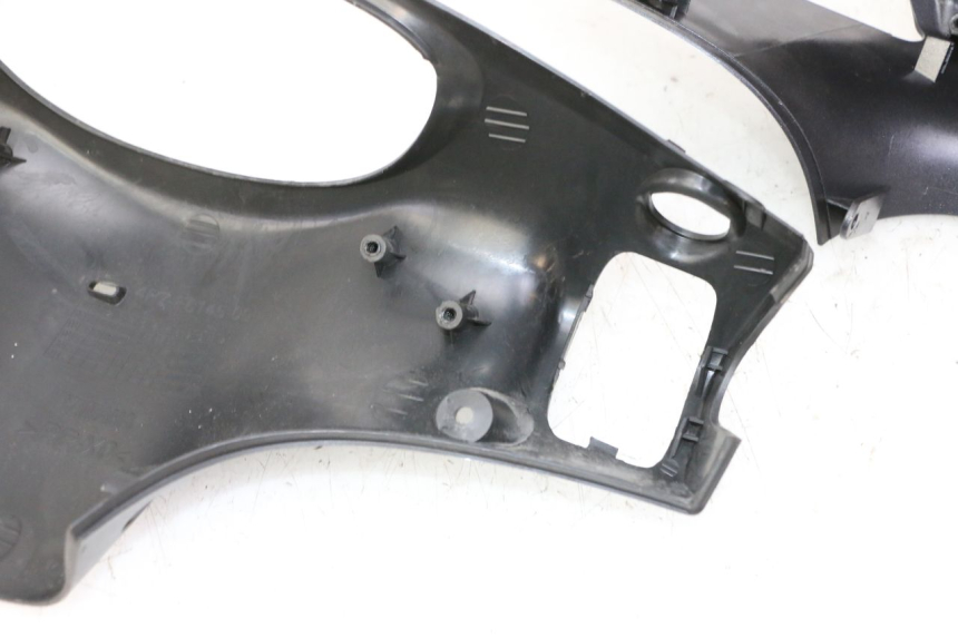 photo de LENKERVERKLEIDUNG MBK WAAP 125 (2008 - 2013) - Fokus auf die Struktur