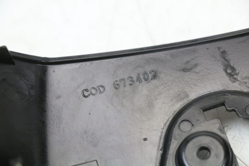 photo de LENKERABDECKUNG PIAGGIO X10 125 (2012 - 2017) - Kennzeichnungen und Originalreferenzen