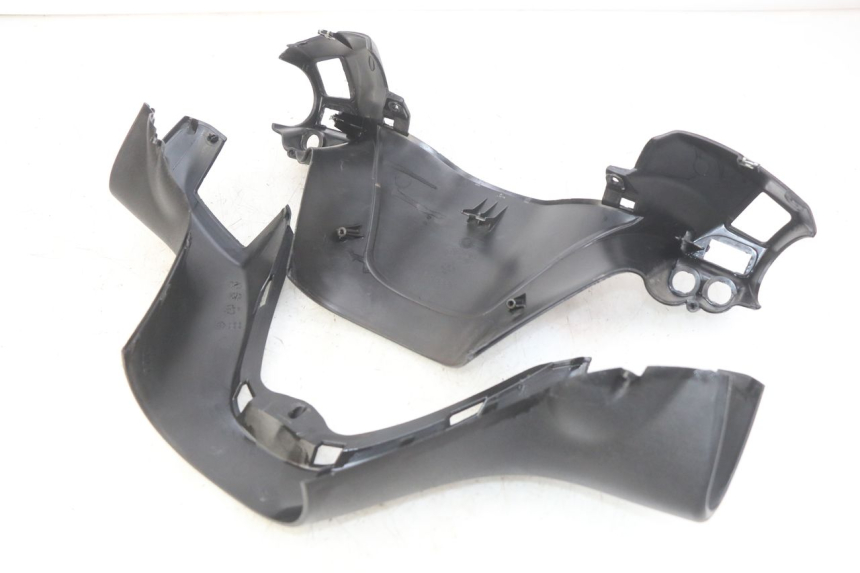 photo de LENKERABDECKUNG PIAGGIO XEVO - X EVO 125 (2007 - 2017) - Detailansicht des Bauteils