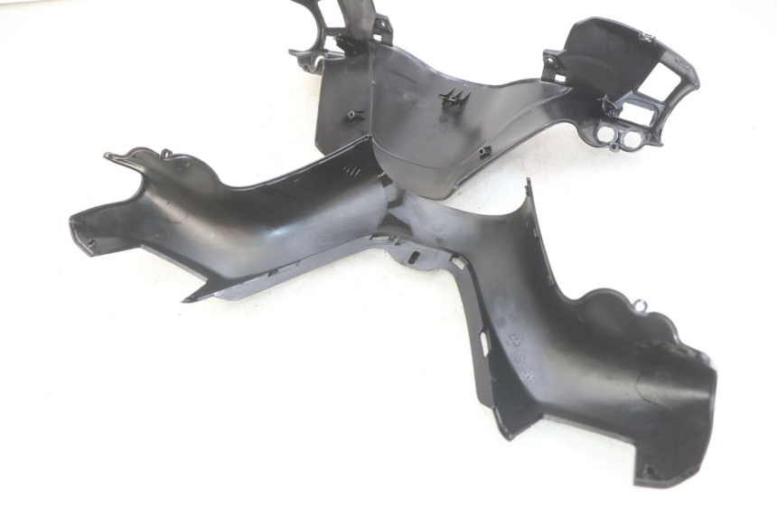 photo de LENKERABDECKUNG PIAGGIO XEVO - X EVO 125 (2007 - 2017) - Charakteristische Merkmale