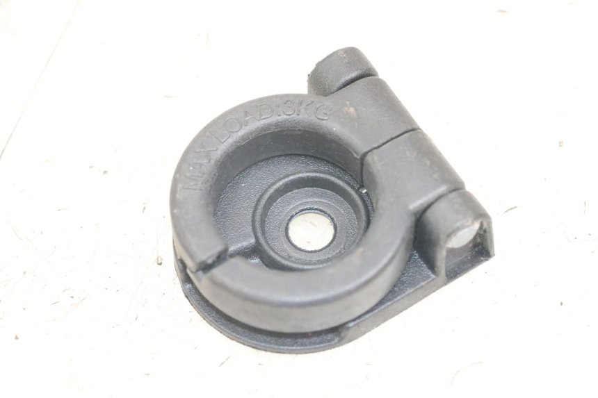 photo de GEPÄCKHAKEN SYM FIDDLE 3 III 125 (2014 - 2020) - Zoom auf Gebrauchszustand