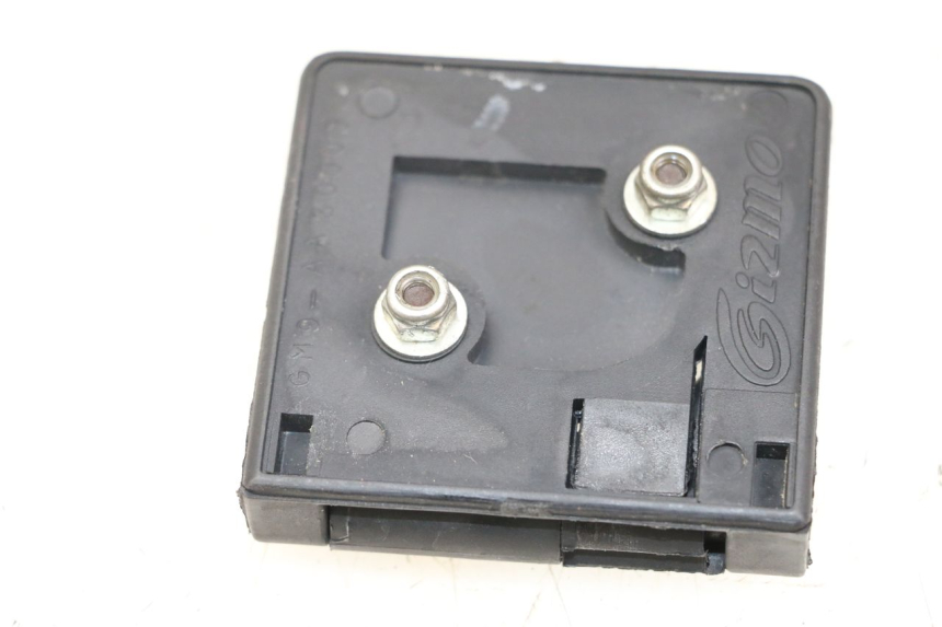 photo de GEPÃ„CKHAKEN PEUGEOT GEOPOLIS RS 125 (2007 - 2009) - Zoom auf Gebrauchszustand