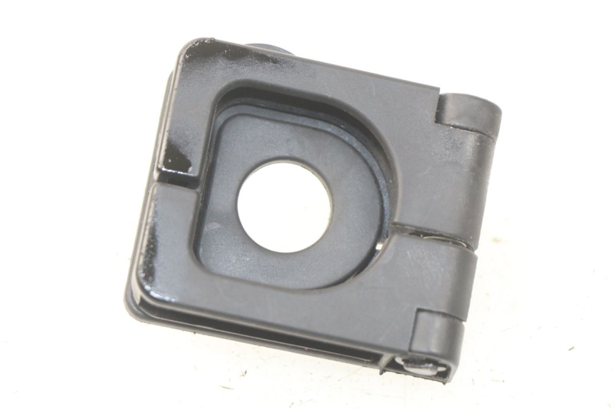 photo de GEPäCKHAKEN PEUGEOT KISBEE 4T 50 (2018 - 2022) - Zoom auf Gebrauchszustand