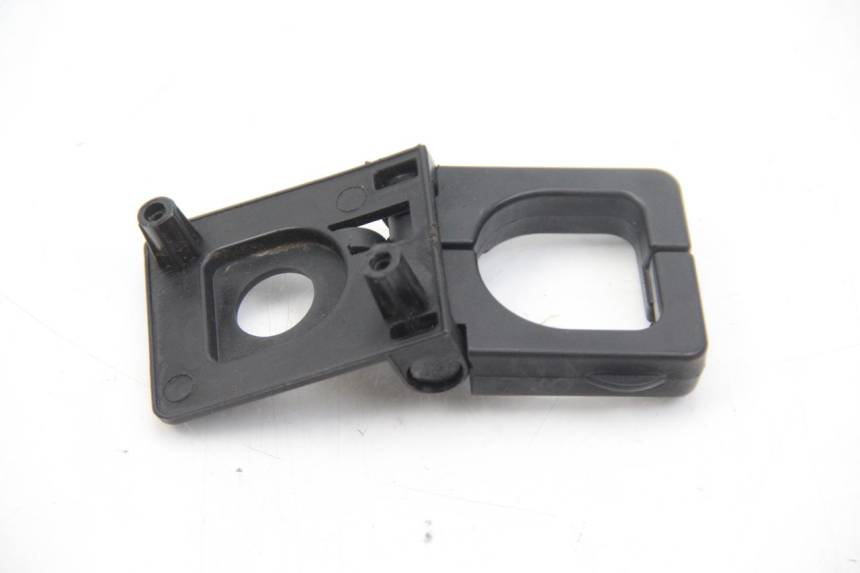 photo de GEPäCKHAKEN PEUGEOT KISBEE 4T 50 (2018 - 2022) - Alternative Perspektive