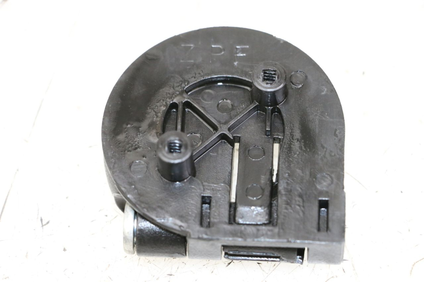 photo de GEPÃ„CKHAKEN APRILIA SR MOTARD 50 (2012 - 2018) - Zoom auf Gebrauchszustand