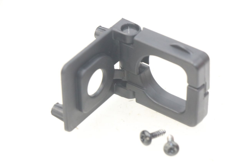 photo de GEPÄCKHAKEN PEUGEOT STREETZONE 4T 50 (2018 - 2023) - Detailansicht des Bauteils