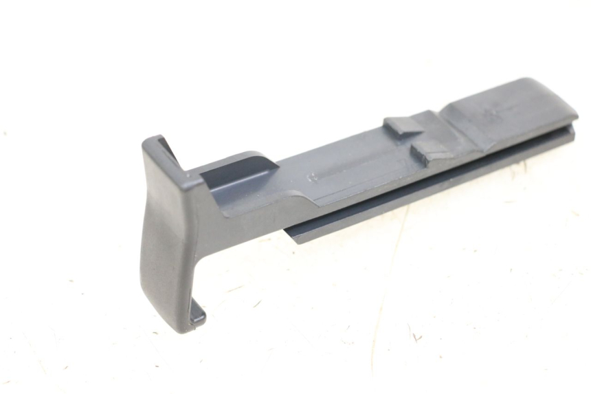 photo de GEPÃ„CKHAKEN PIAGGIO VESPA PRIMAVERA 4T 50 (2021 - 2024) - Zoom auf Gebrauchszustand