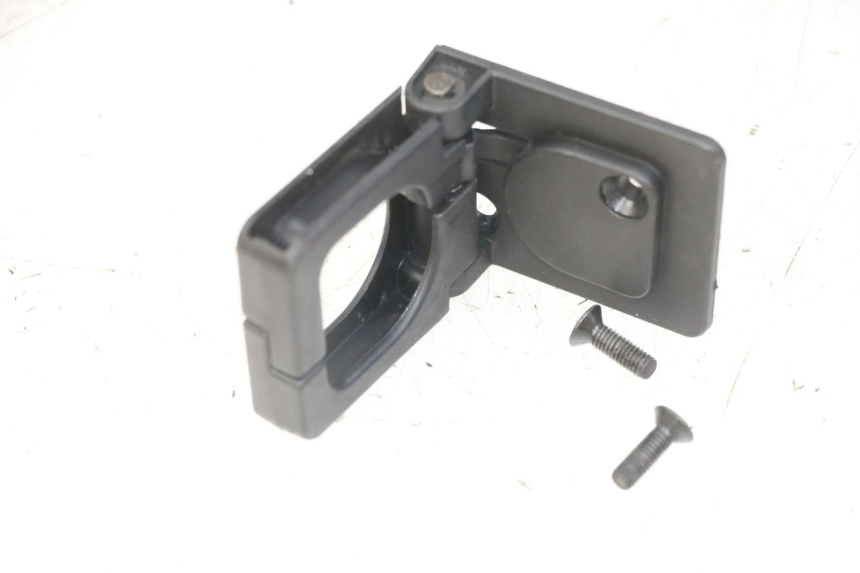 photo de GEPÄCKHAKEN PEUGEOT VIVACITY NEW 4T 50 (2008 - 2017) - Hauptansicht