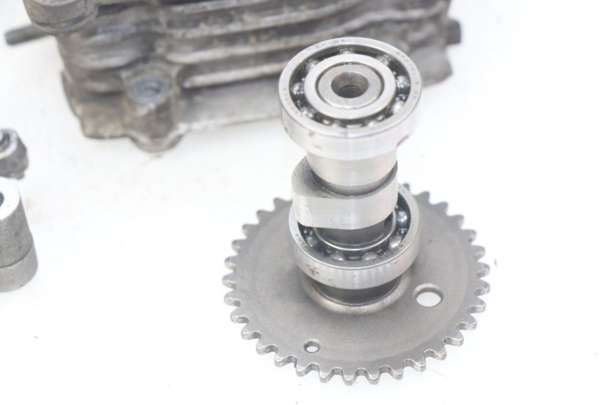 photo de ZYLINDERKOPF KYMCO AGILITY 4T 50 (2018 - 2022) - Charakteristische Merkmale