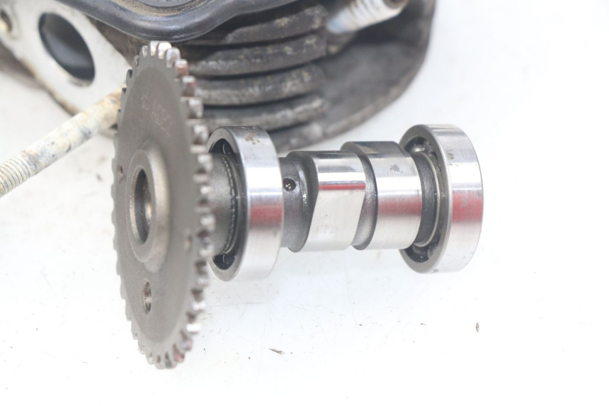 photo de ZYLINDERKOPF KYMCO AGILITY 4T 50 (2018 - 2022) - Hochauflösende Nahaufnahme