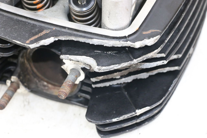 photo de ZYLINDERKOPF HINTEN MOTO GUZZI NORGE 8V GT 1200 (2011 - 2016) - Profilansicht des Ersatzteils