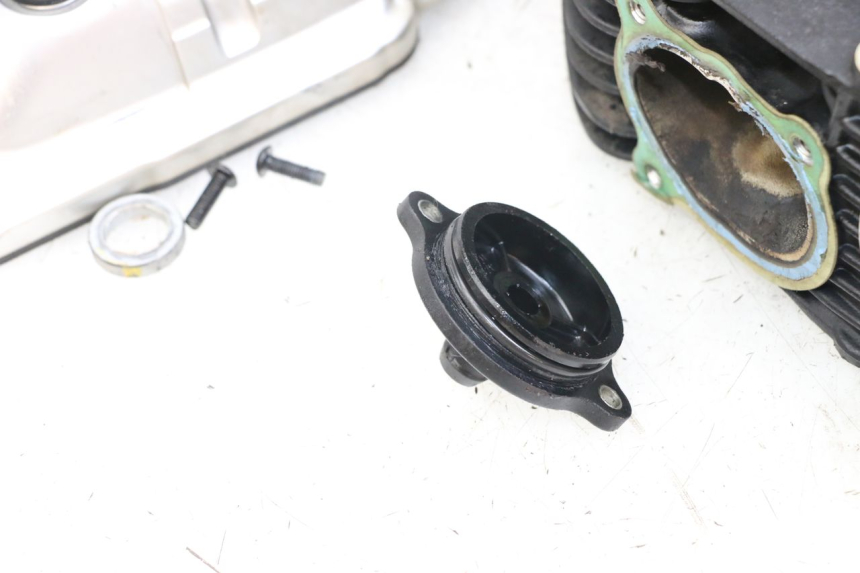 photo de ZYLINDERKOPF HINTEN MOTO GUZZI NORGE 8V GT 1200 (2011 - 2016) - Zoom auf Gebrauchszustand