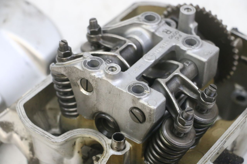 photo de ZYLINDERKOPF HINTEN HONDA NTV DEAUVILLE ABS 700 (2007 - 2016) - Detaillierte Sichtprüfung