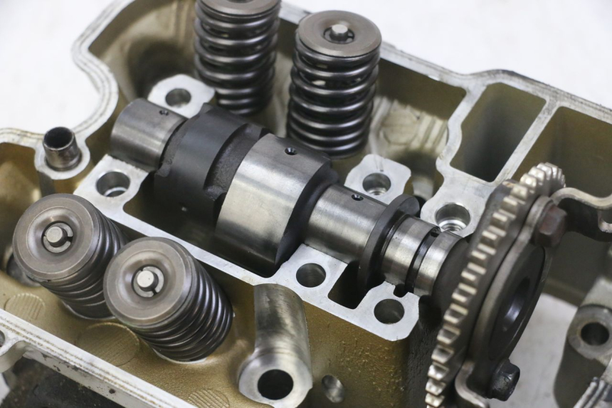 photo de ZYLINDERKOPF HINTEN HONDA NTV DEAUVILLE ABS 700 (2007 - 2016) - Qualität der Gebrauchtware