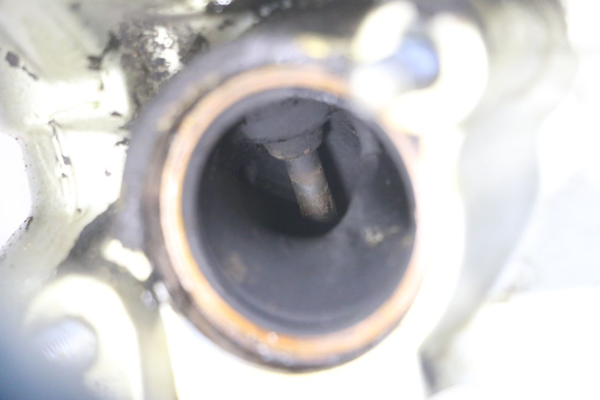 photo de ZYLINDERKOPF HINTEN HONDA NTV DEAUVILLE ABS 700 (2007 - 2016) - Alternative Perspektive