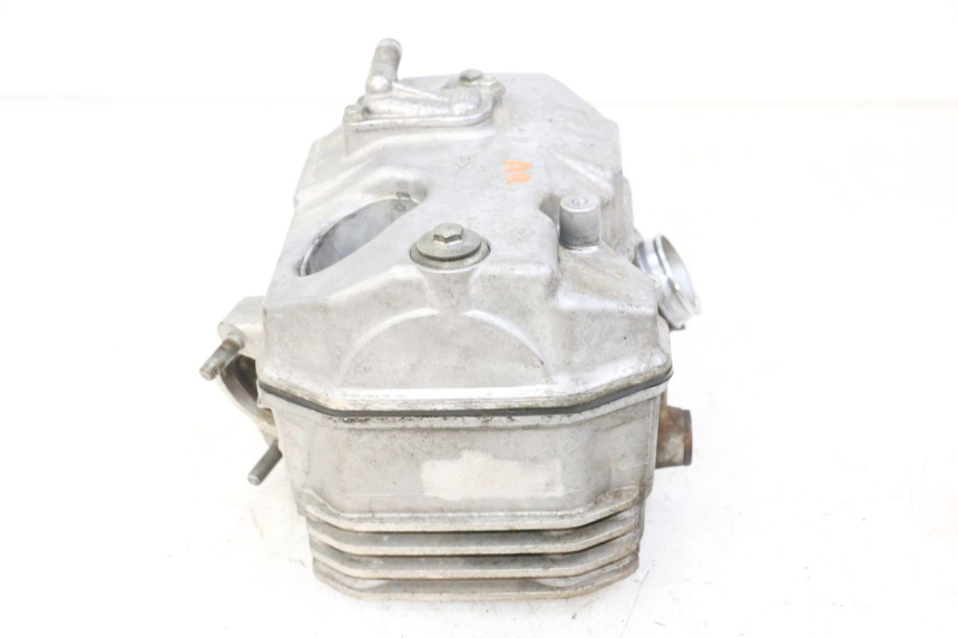 photo de ZYLINDERKOPF HINTEN HONDA NTV DEAUVILLE 650 (2001 - 2006) - Alternative Perspektive