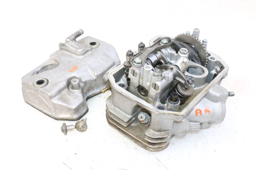 photo de ZYLINDERKOPF HINTEN HONDA NTV DEAUVILLE 650 (2001 - 2006) - Geprüftes Gebrauchtteil