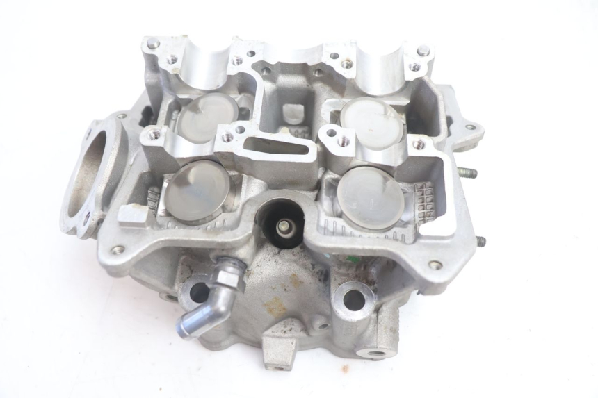 photo de ZYLINDERKOPF HINTEN CAN-AM SPYDER RS 1000 (2008 - 2012) - Detailansicht des Bauteils