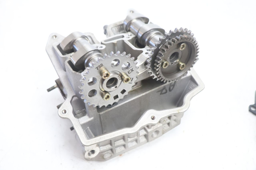 photo de ZYLINDERKOPF HINTEN CAN-AM SPYDER RS 1000 (2008 - 2012) - Alternative Perspektive