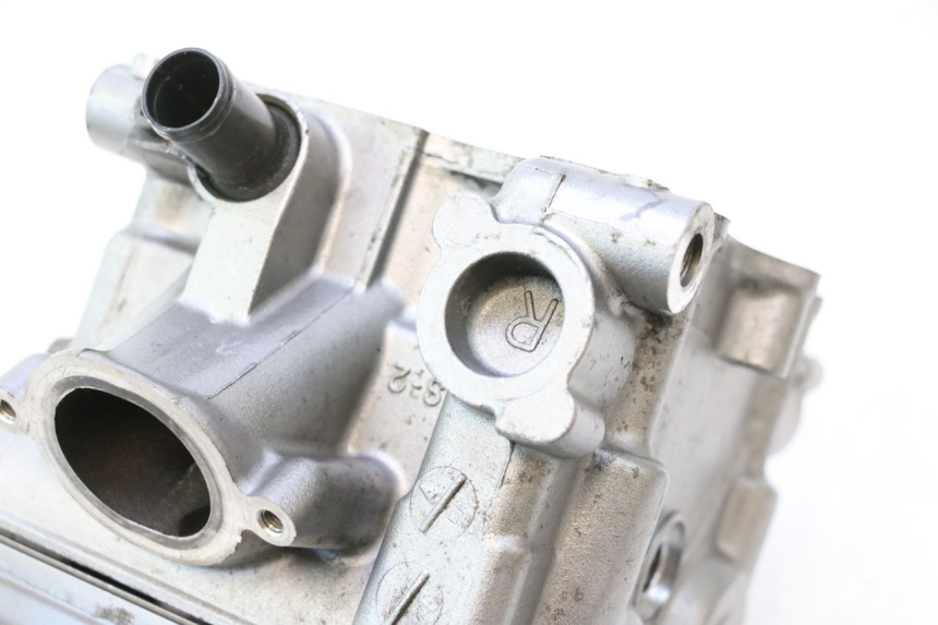 photo de ZYLINDERKOPF HINTEN SUZUKI SV S 650 (1999 - 2002) - Zoom auf Gebrauchszustand