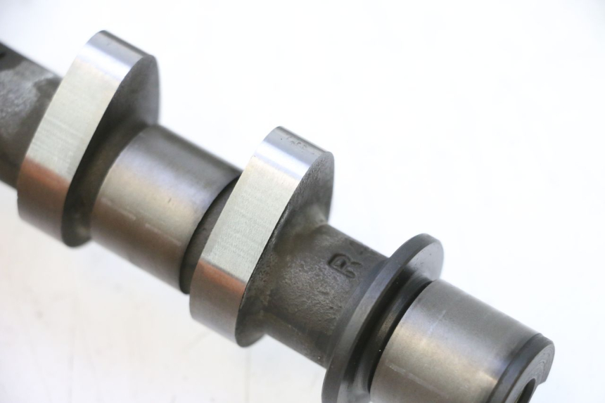 photo de ZYLINDERKOPF HINTEN SUZUKI SV S 650 (2003 - 2009) - Zoom auf Komponenten