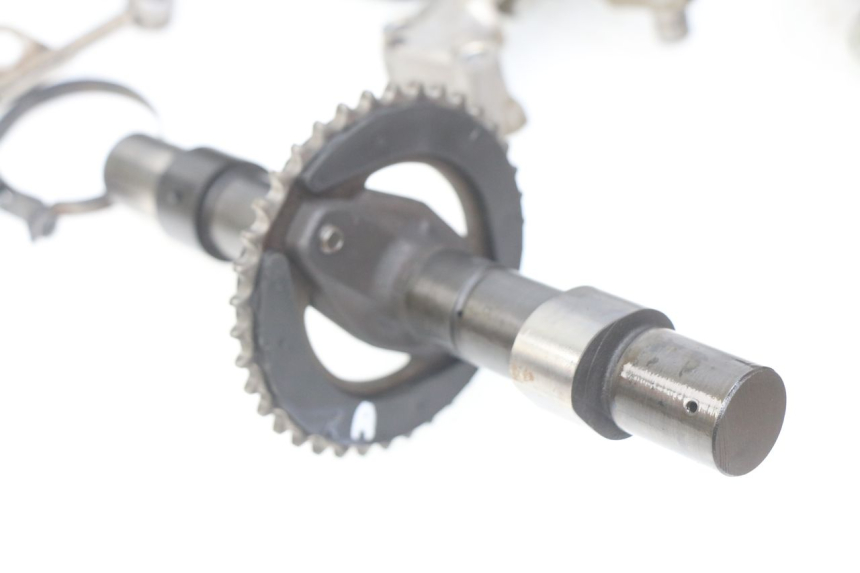 photo de ZYLINDERKOPF HINTEN HONDA VF 1000 (1984 - 1988) - Details der Befestigungspunkte