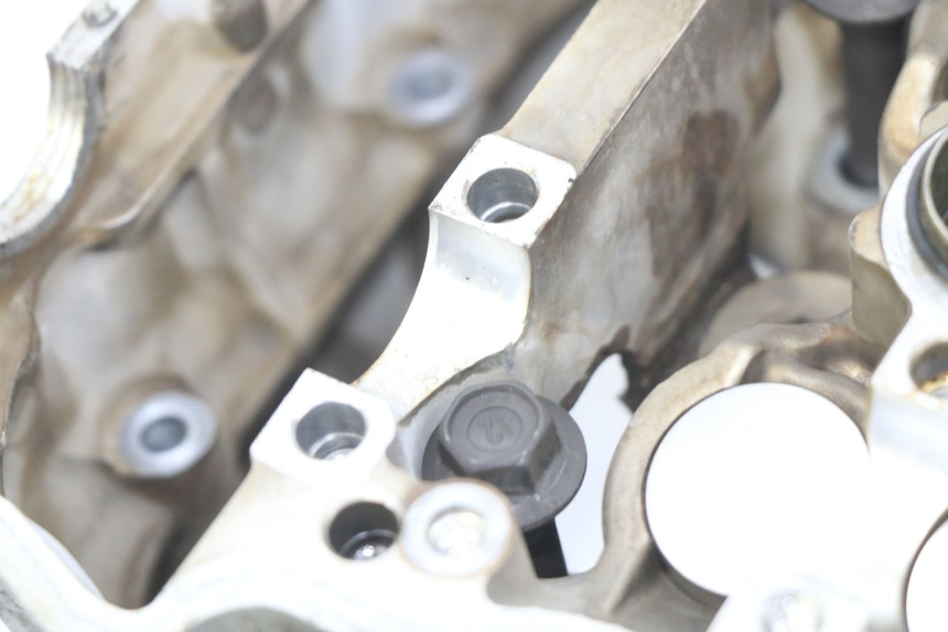 photo de HINTERER ZYLINDERKOPF HONDA VFR FI RC46 800 (1998 - 2001) - Ergänzendes Produktfoto