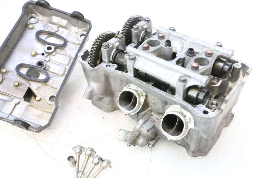 photo de HINTERER ZYLINDERKOPF HONDA VFR FI RC46 800 (1998 - 2001) - Geprüftes Gebrauchtteil