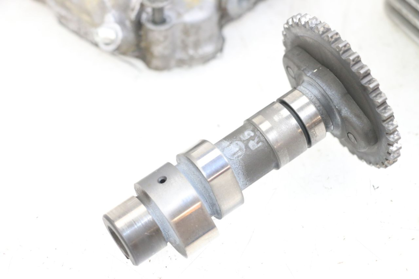 photo de ZYLINDERKOPF HINTEN SUZUKI VL INTRUDER 125 (2004 - 2007) - Detaillierte Sichtprüfung