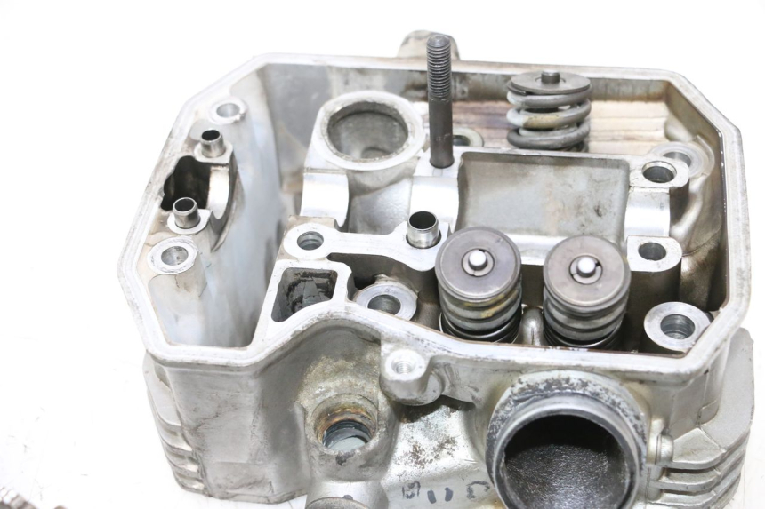 photo de ZYLINDERKOPF HINTEN HONDA XRV AFRICA TWIN 750 (1990 - 1992) - Detailansicht des Bauteils