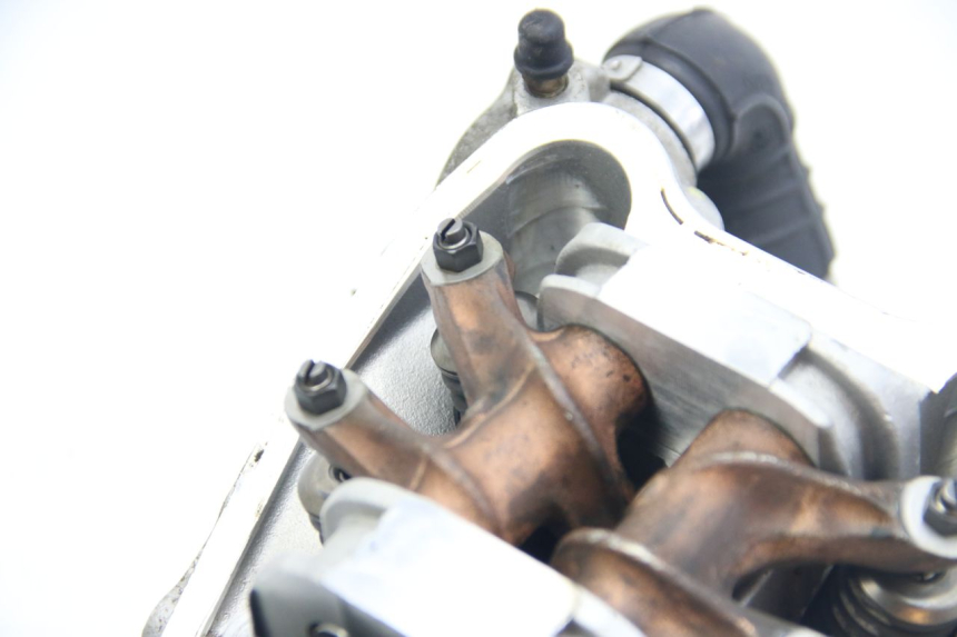 photo de ZYLINDERKOPF APRILIA ATLANTIC 500 (2002 - 2003) - Fokus auf die Struktur