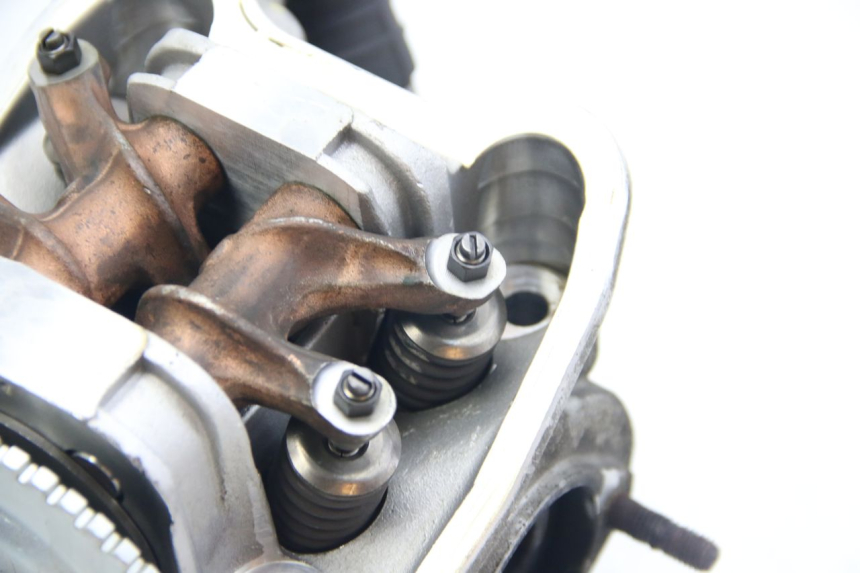 photo de ZYLINDERKOPF APRILIA ATLANTIC 500 (2002 - 2003) - Alternativer Blickwinkel