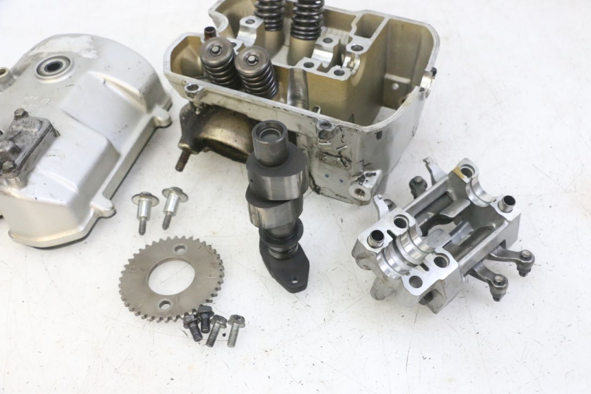 photo de ZYLINDERKOPF VORN HONDA NTV DEAUVILLE ABS 700 (2007 - 2016) - Qualität der Gebrauchtware