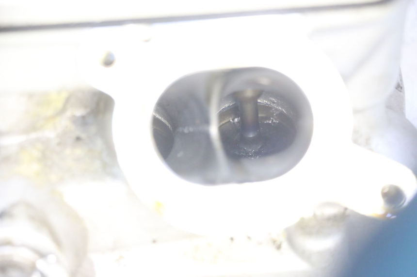 photo de ZYLINDERKOPF VORN HONDA NTV DEAUVILLE ABS 700 (2007 - 2016) - Zoom auf Gebrauchszustand