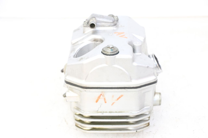 photo de ZYLINDERKOPF VORN HONDA NTV DEAUVILLE 650 (2001 - 2006) - Zoom auf Gebrauchszustand