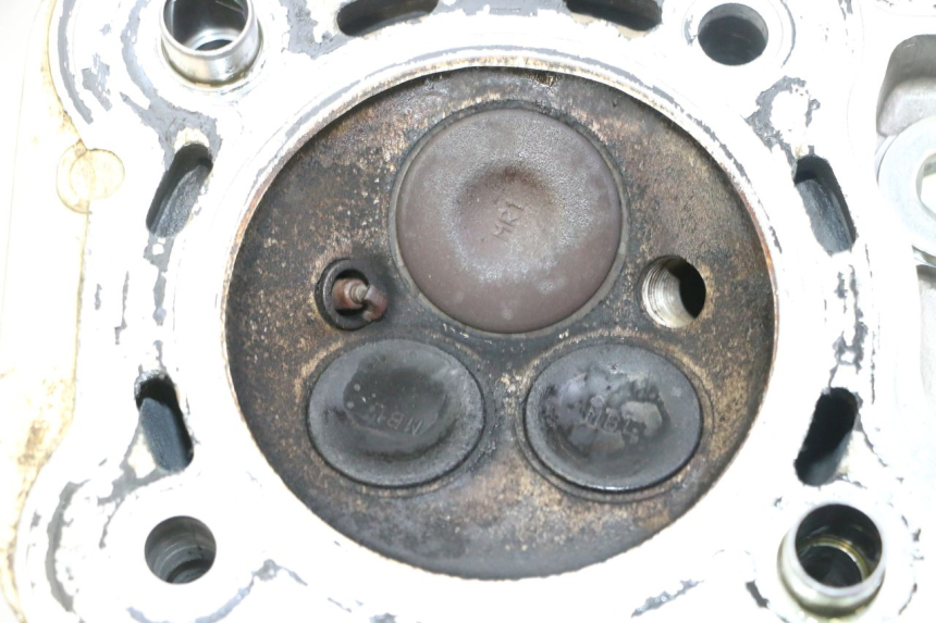 photo de ZYLINDERKOPF VORN HONDA NTV DEAUVILLE 650 (2001 - 2006) - Hauptansicht