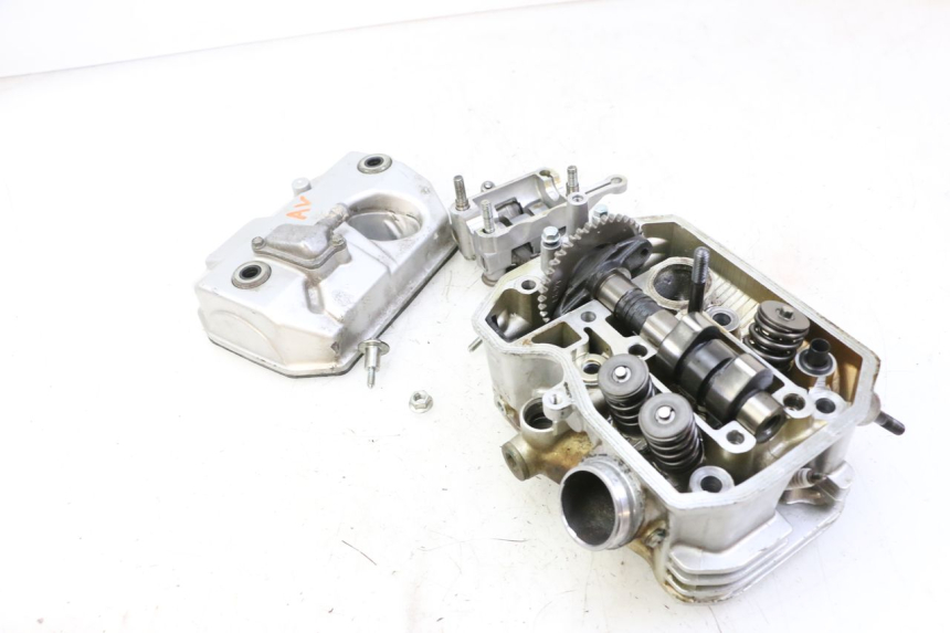 photo de ZYLINDERKOPF VORN HONDA NTV DEAUVILLE 650 (2001 - 2006) - Geprüftes Gebrauchtteil