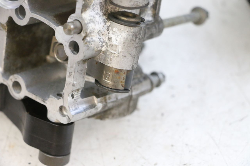 photo de ZYLINDERKOPF VORN BMW R RT ABS 1200 (2010 - 2014) - Technische Nahaufnahme