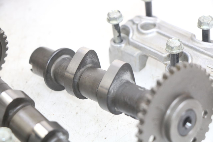 photo de VORDERER ZYLINDERKOPF SUZUKI SV N 650 (1999 - 2002) - Fokus auf die Struktur