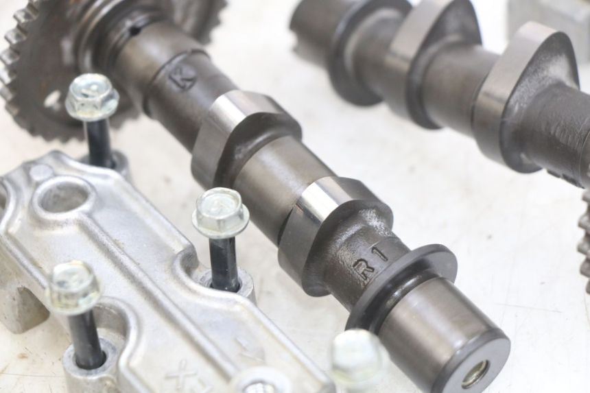 photo de VORDERER ZYLINDERKOPF SUZUKI SV N 650 (1999 - 2002) - Alternativer Blickwinkel