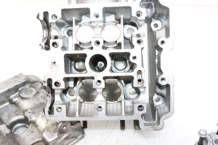 photo de ZYLINDERKOPF VORN SUZUKI SV S 650 (1999 - 2002) - Hochauflösende Nahaufnahme