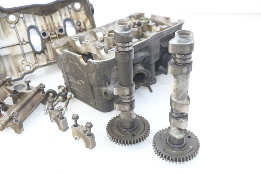 photo de VORDERER ZYLINDERKOPF HONDA VFR FI RC46 800 (1998 - 2001) - Geprüftes Gebrauchtteil