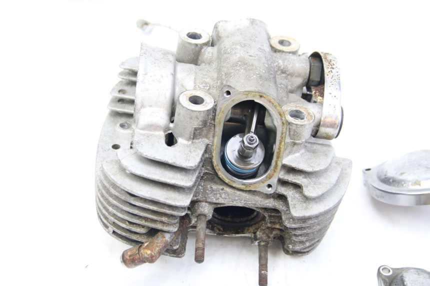 photo de VORDERER ZYLINDERKOPF YAMAHA XV VIRAGO 750 (1984 - 1998) - Details der Befestigungspunkte