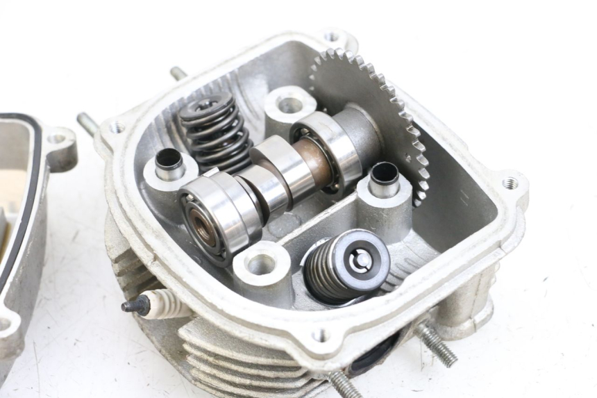 photo de ZYLINDERKOPF JONWAY AZTRAL 125 (2008 - 2017) - Weitere Ansicht des Artikels