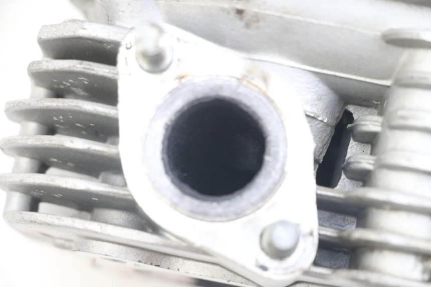 photo de ZYLINDERKOPF JONWAY AZTRAL 125 (2008 - 2017) - Alternative Perspektive