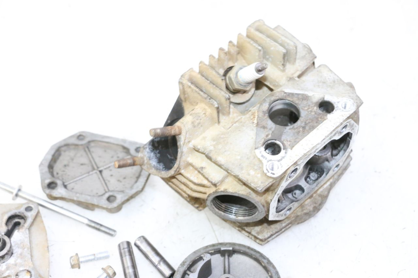 photo de ZYLINDERKOPF KEROX BAZOOKA 110 - Kennzeichnungen und Originalreferenzen