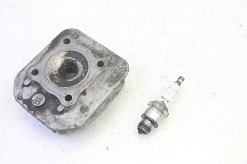 photo de ZYLINDERKOPF MBK BOOSTER SPIRIT 50 (2004 - 2017) - Technische Nahaufnahme