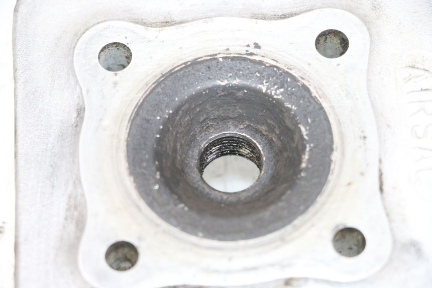 photo de ZYLINDERKOPF MBK BOOSTER SPIRIT NAKED 50 (2004 - 2017) - Technische Nahaufnahme